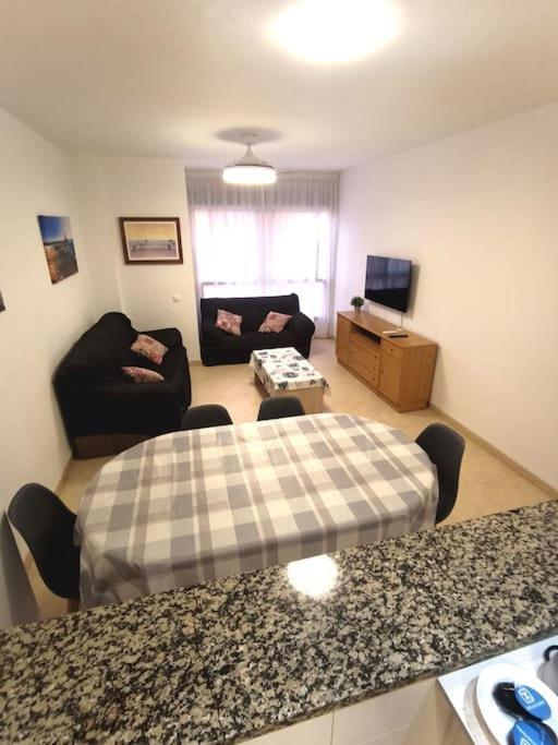 Piso A 200 Metros De La Playa Llegada Autonoma Apartment Алмерия Екстериор снимка